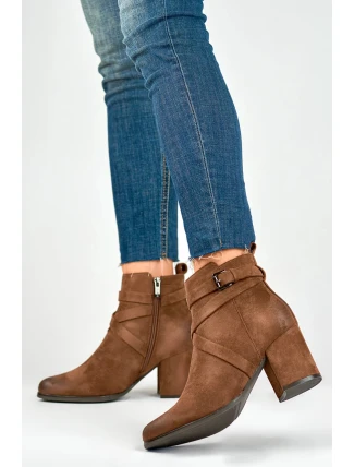 Dámske topánky na podpätku 260037FX hnedé - Laura LA.FI