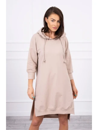 Šaty s kapucňou a dlhším chrbtom béžové