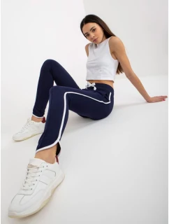 Základné teplákové nohavice v námorníckej modrej farbe s lemovaním RUE PARIS (LO-DR-LK-239.14)