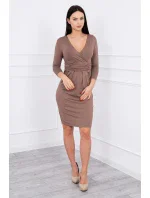 Priliehavé šaty s výrezom pod prsiami cappuccino Priliehavé šaty s výrezom pod prsiami cappuccino