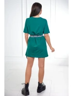 Šaty s ozdobným pásikom zelené