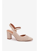 Sandále na podpätku model 226504 Vykročte štýlovo