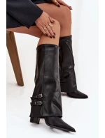 Dámské kozačky na podpatku s obráceným límcem a přezkami Jessae Černé