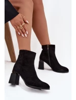 Botki Damskie Z Naturalnego Zamszu Na Słupku Ocieplane D&A CR52-718 Czarne