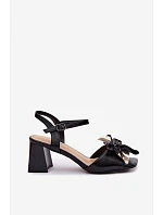 Dámské sandály na podpatku s ozdobným květem Vinceza 20283 Černé