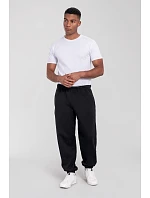 Fruit of the Loom Iconic Premium Joggingové nohavice s elastickými manžetami z hrubej bavlny 16.4056 čierne Fruit of the Loom Iconic Premium Joggingové nohavice s elastickými manžetami z hrubej bavlny 16.4056 čierne