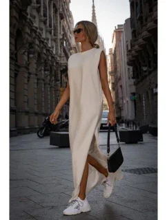 M790 Maxi šaty s ramennými vypchávkami - krémové