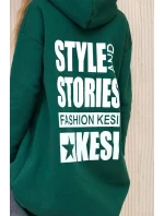 Zateplená mikina s dlhým chrbtom a kapucňou tmavo zelená Zateplená mikina s dlhým chrbtom a kapucňou tmavo zelená