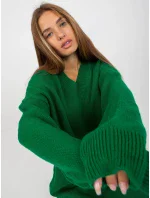 Dámske pletené šaty LC SW 0341.38P Tmavo zelená - Rue Paris Dámske pletené šaty LC SW 0341.38P Tmavo zelená - Rue Paris