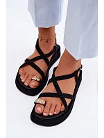 Sandály na platformě s zlatým detailem Černé Olmira