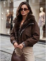 Krátka dámska bunda s odnímateľnou kožušinou, hnedá, FashionStreet TY5840 Krátka dámska bunda s odnímateľnou kožušinou, hnedá, FashionStreet TY5840