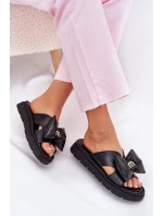 Skórzane Klapki Damskie Na Platformie Z Kokardą CheBello 4647 Czarne