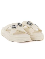 Dámske žabky na platforme so zirkónmi béžovej farby Potocki 16347