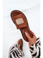 Klapki Damskie Na Koturnie Eko Skórzane Z Ozdobą Brązowe Sarela