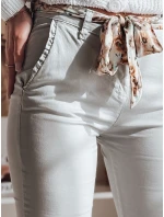 Dámske textilné nohavice s opaskom ROSSALI svetlo sivá FashionStreet UY2534 Dámske textilné nohavice s opaskom ROSSALI svetlo sivá FashionStreet UY2534
