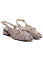 Dámske lakované sandále béžovej farby Artiker 56C1996