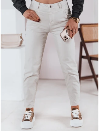 Dámske džínsové nohavice mom fit STREETSTYLE light beige FashionStreet UY2375 Dámske džínsové nohavice mom fit STREETSTYLE light beige FashionStreet UY2375
