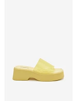 Dámské platformové sandály s průhledným páskem Žluté Selestia