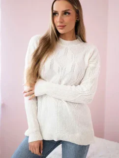 Sveter nasadený cez hlavu s módnou väzbou ecru