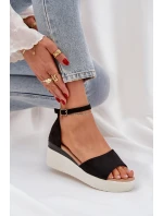 Lekkie Sandały Na Platformie I Delikatnym Koturnie Czarne Gillifia