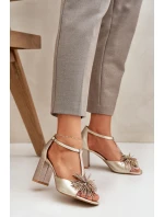 Sandały Skórzane Na Słupku Z Ozdobą Laura Messi 2758 Złote