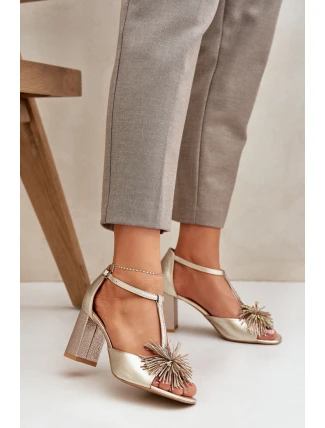 Sandały Skórzane Na Słupku Z Ozdobą Laura Messi 2758 Złote
