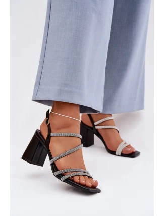 Černé dámské sandály na podpatku s pásky a cyrkony Brelia