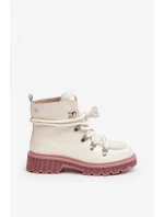 Horns model 190717 Krok v štýle Horns model 190717 Krok v štýle