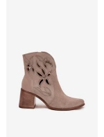 Dámske semišové čižmy s otvormi na podpätku Zazoo 3690 beige