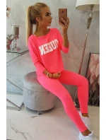 Sada s ružovou neónovou potlačou Queen