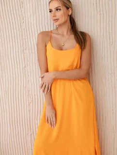 Dlhé oranžové šaty bez ramienok