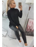 Stojanový sveter čierny