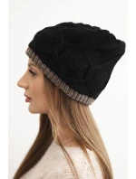 Dámska zimná čiapka z vlny s pleteným vzorom K443 black + cappuccino