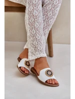 Skórzane Klapki Z Ozdobą Na Płaskim Obcasie Lewski 3047/O Białe