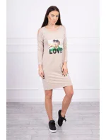 Šaty s potlačou Love béžovej