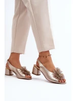 Skórzane Sandały Z Ozdobą Laura Messi 2719 Złote