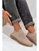 Wsuwane Buty Sportowe Damskie Ze Zdobieniem D&A TW121 Beżowe