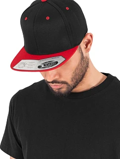 Flexfit 110 6-panelová čiapka „Fitted Snapback“ 55.0110 čierna/červená