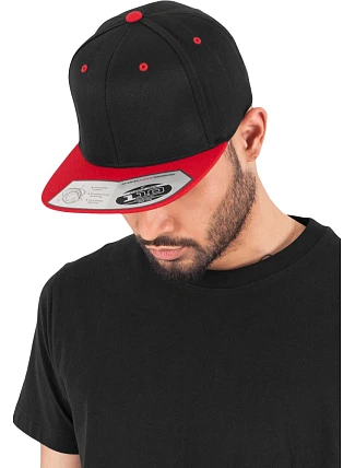 Flexfit 110 6-panelová čiapka „Fitted Snapback“ 55.0110 čierna/červená Flexfit 110 6-panelová čiapka „Fitted Snapback“ 55.0110 čierna/červená