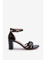 Sandały Na Słupku Z Paseczkami Czarne Enitia