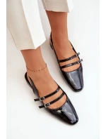 Lakované baleríny s remienkami na nízkom podpätku Black Bialettia