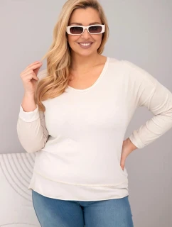 Dámska blúzka v nadmernej veľkosti s výstrihom do V a dlhším zadným dielom béžová