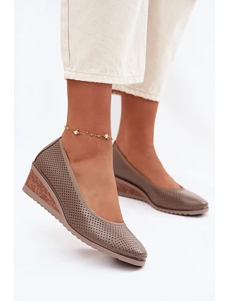 Dámske topánky na platforme Vinceza 58629 dark beige Dámske topánky na platforme Vinceza 58629 dark beige