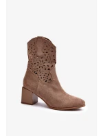 Dámske členkové topánky s dierkovaným zvrškom na bloku ASA217-7 Béžová - Jezzi