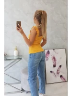 Blúzka bez ramienok s volánikmi v horčicovej farbe