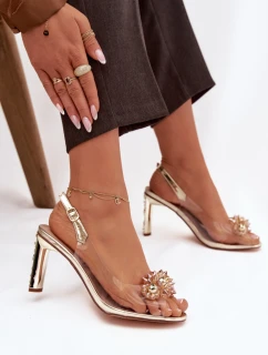 Sandále na podpätku model 225140 Vykročte štýlovo