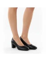 Dámske lodičky na nízkom podpätku čiernej farby Sergio Leone PB177