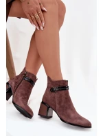 Zamszowe Skórzane Botki Damskie Na Słupku Z Ozdobnym Paskiem Ocieplane D&A CR52-650 Brązowe