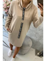 Šaty s kravatou vo svetlo béžovej farbe