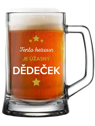 TENTO FEŠÁK JE ÚŽASNÝ DEDKO - pivný pohár 0,5 l